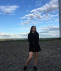 Rencontre Femme : Карина, 21 ans à Ukraine  Киев